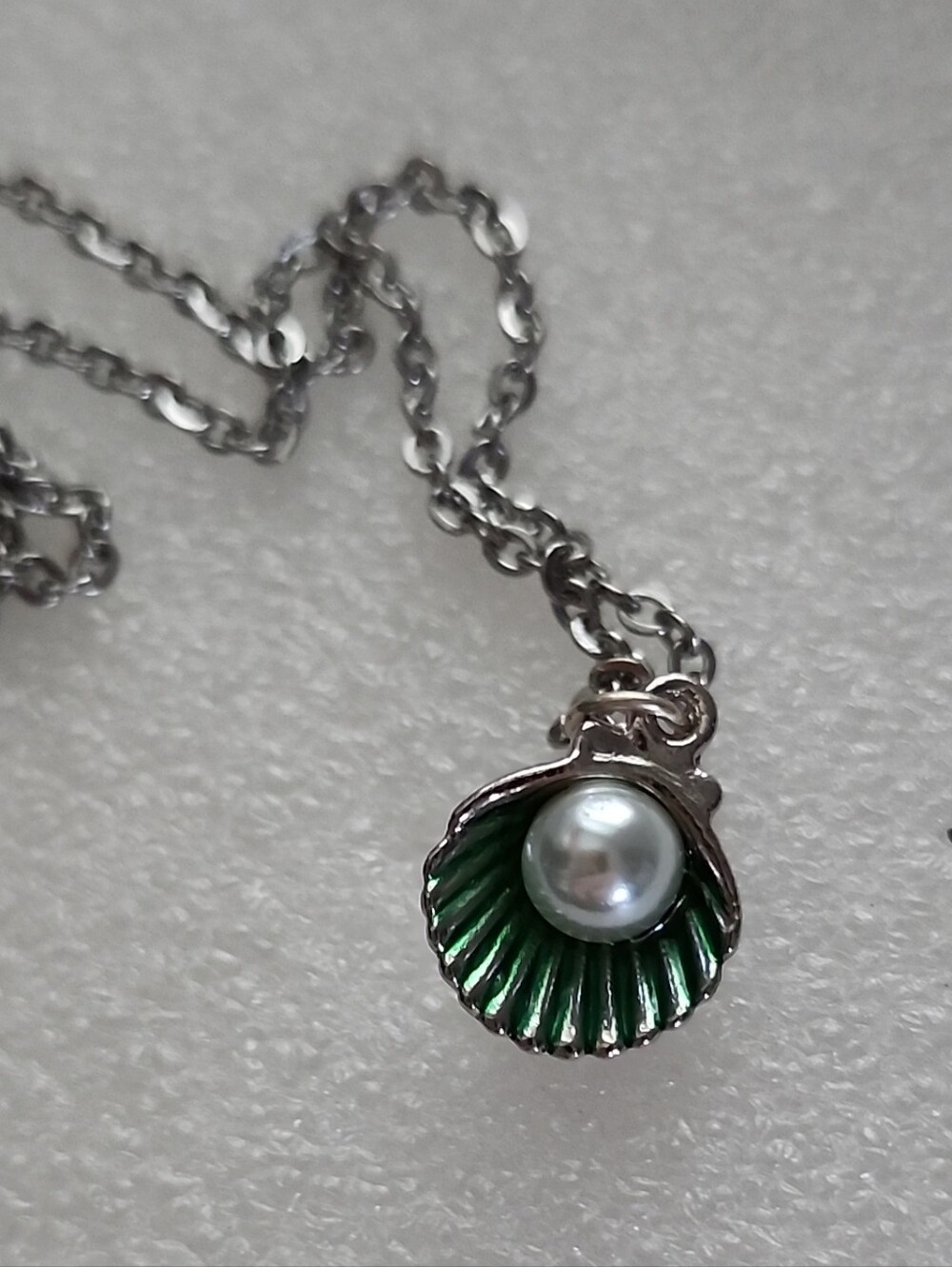 Hand Crafted Silver-Tone Necklace with Green Shell and Pearl Accent